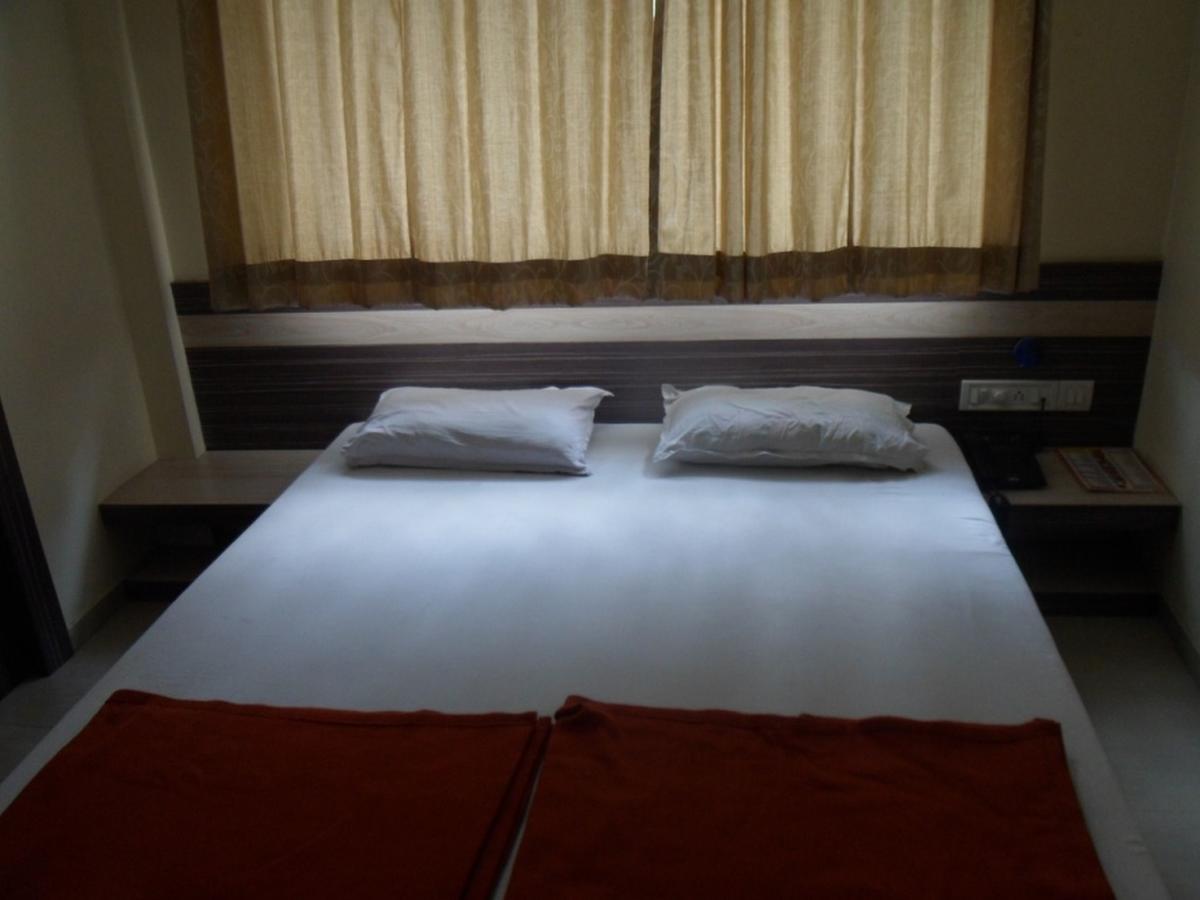 Hotel Vaishali Nashik Exterior photo