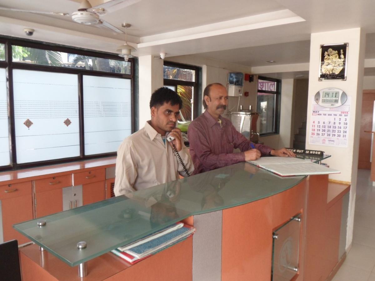 Hotel Vaishali Nashik Exterior photo
